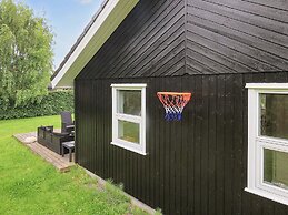 4 Star Holiday Home in Vaeggerlose