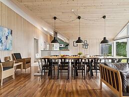 5 Star Holiday Home in Ebeltoft
