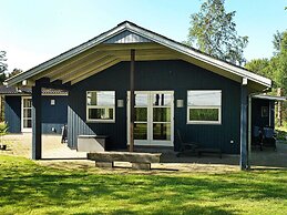 6 Person Holiday Home in Jerup