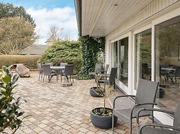 Plush Holiday Home in Ebeltoft With Swimming Pool