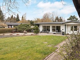 Plush Holiday Home in Ebeltoft With Swimming Pool