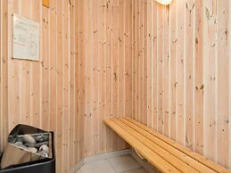 Plush Holiday Home in Ebeltoft With Swimming Pool