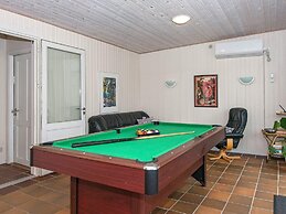 Plush Holiday Home in Ebeltoft With Swimming Pool
