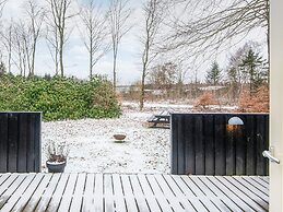 6 Person Holiday Home in Toftlund