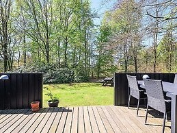 6 Person Holiday Home in Toftlund