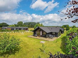 5 Star Holiday Home in Ebeltoft