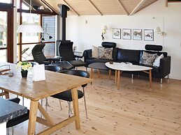 5 Star Holiday Home in Ebeltoft