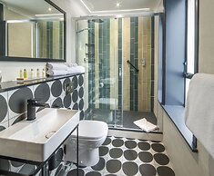 Arthaus Hotel