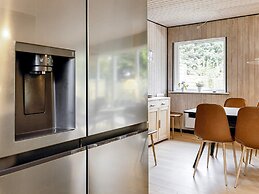 4 Star Holiday Home in Vaeggerlose