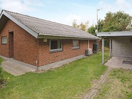 4 Person Holiday Home in Vaeggerlose