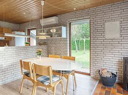4 Person Holiday Home in Vaeggerlose