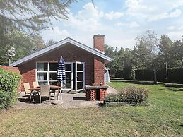 4 Person Holiday Home in Vaeggerlose