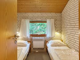 4 Person Holiday Home in Vaeggerlose