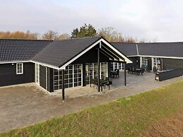 5 Star Holiday Home in Frorup