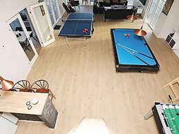 5 Star Holiday Home in Frorup