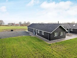 5 Star Holiday Home in Frorup