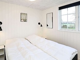 5 Star Holiday Home in Frorup