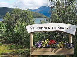 4 Person Holiday Home in Skatvik