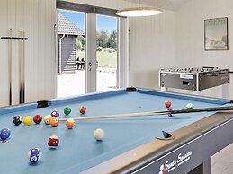 5 Star Holiday Home in Stege