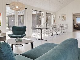 5 Star Holiday Home in Stege