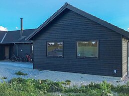 5 Star Holiday Home in Stege