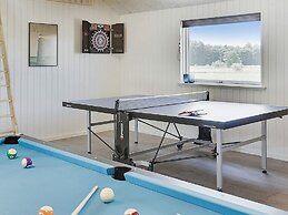 5 Star Holiday Home in Stege