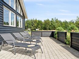 5 Star Holiday Home in Albaek