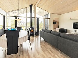 6 Person Holiday Home in Fjerritslev-by Traum