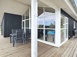 6 Person Holiday Home in Fjerritslev-by Traum