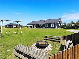 5 Star Holiday Home in Vaeggerlose