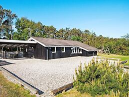 8 Person Holiday Home in Ringkobing