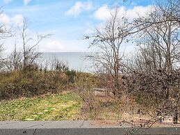 6 Person Holiday Home in Dronningmolle-by Traum