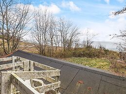 6 Person Holiday Home in Dronningmolle-by Traum