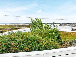 6 Person Holiday Home in Dyrvik