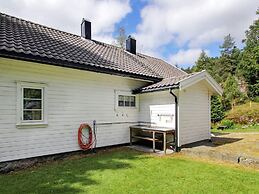 8 Person Holiday Home in Kvas