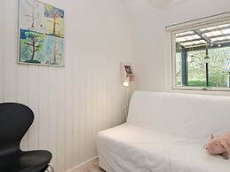 6 Person Holiday Home in Odder-by Traum
