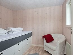 6 Person Holiday Home in Odder-by Traum