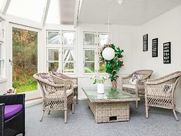 Simplistic Holiday Home in Ringkøbing near Sea