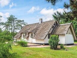 5 Person Holiday Home in Ringkobing-by Traum