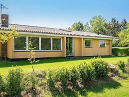 6 Person Holiday Home in Farso-by Traum