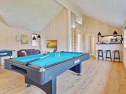 5 Star Holiday Home in Grenaa