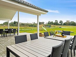 5 Star Holiday Home in Grenaa