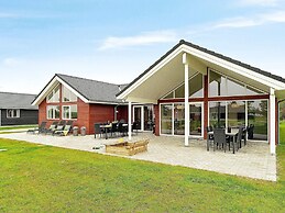 5 Star Holiday Home in Grenaa