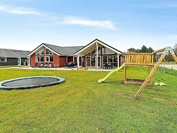 5 Star Holiday Home in Grenaa