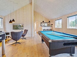 5 Star Holiday Home in Grenaa