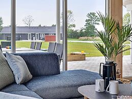 5 Star Holiday Home in Grenaa