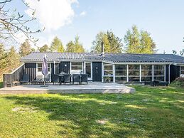 5 Star Holiday Home in Jerup