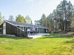 5 Star Holiday Home in Jerup