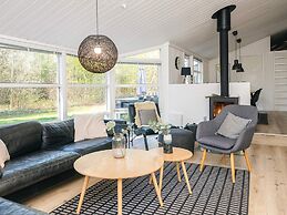5 Star Holiday Home in Jerup