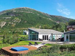 Holiday Home in Inndyr